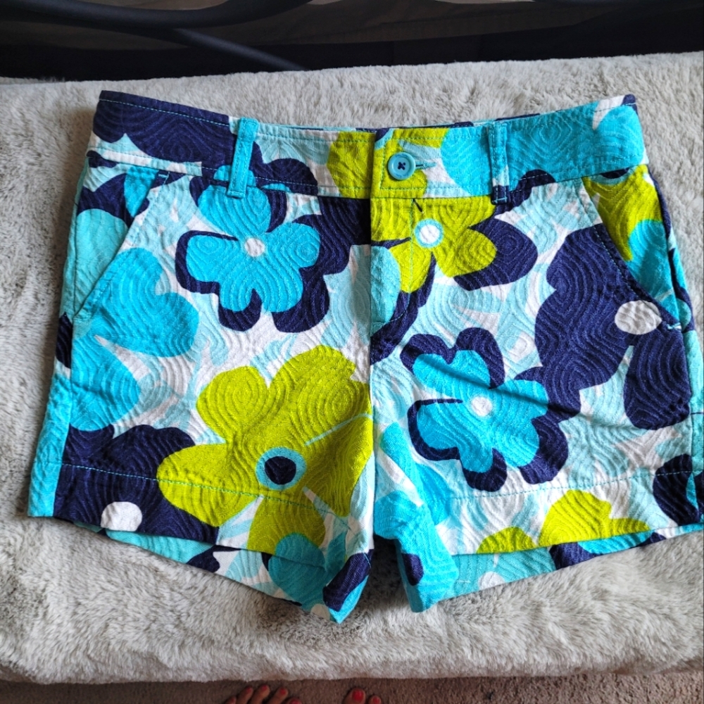 LILLY PULITZER SHORTS SZ 6